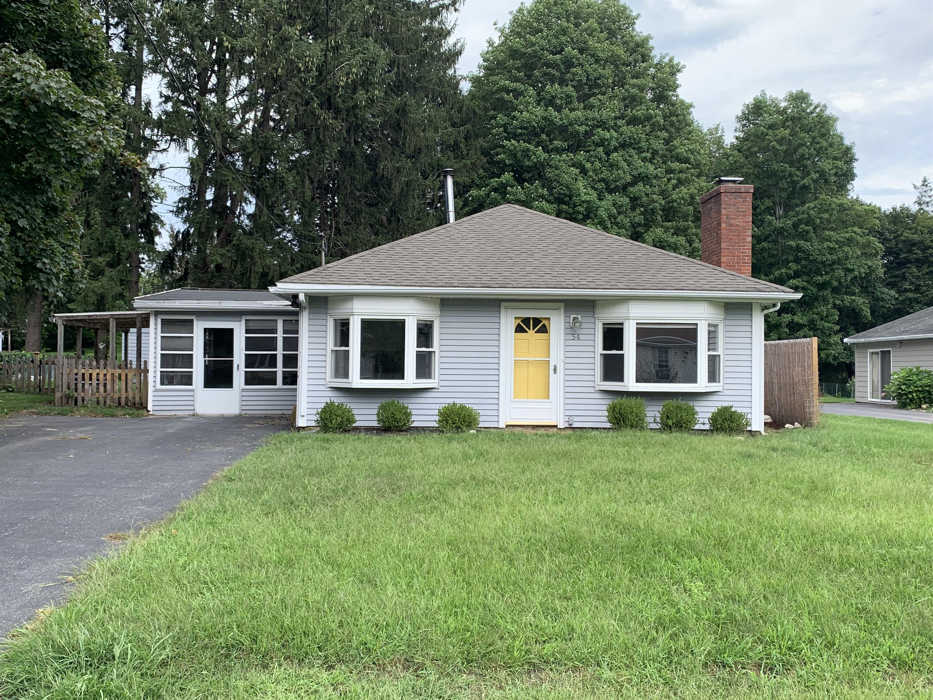 54 HILLCREST DRIVE