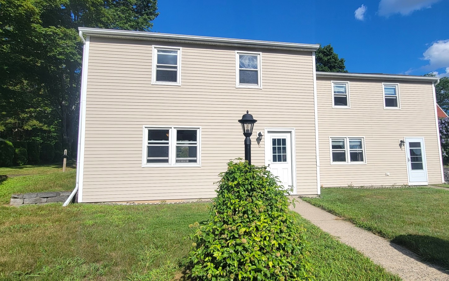 6 Cedar Lane